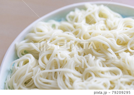 半田手延べそうめん　(家庭料理) 79209295