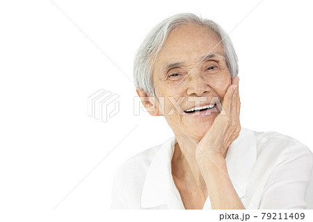 Senior woman touch cheek with hand on her face,feels soft smooth,taking care of delicate sensitive skin,good health of facial skin,old elderly enjoy perfect healthy facial skin,anti age,beauty concept Senior woman touch cheek with hand on her face,feels soft smooth,taking care of delicate sensitive skin,good health of facial skin,old elderly enjoy perfect healthy facial skin,anti age,beauty concept 79211409