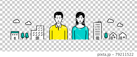 街並みの前に立つ笑顔の夫婦 79211522