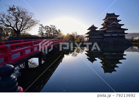 夜明けの国宝 松本城 夜明けの国宝 松本城 79213692