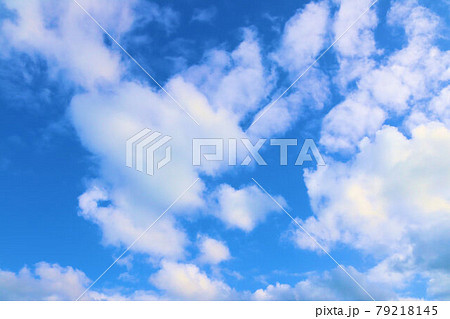 空と雲 79218145