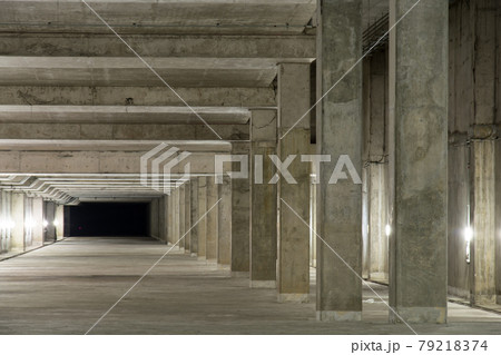 Empty industrial garage room interior with concrete Empty industrial garage room interior with concrete 79218374