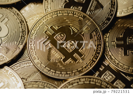 仮想通貨　暗号資産　ビットコイン 79221531