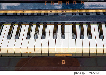 ピアノの鍵盤 79226169