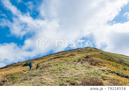 平標山・仙ノ倉山登山:松手山~平標山の尾根歩き 平標山・仙ノ倉山登山:松手山~平標山の尾根歩き 79228558