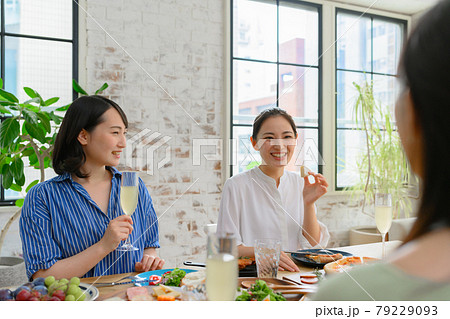 Image photo 79229093