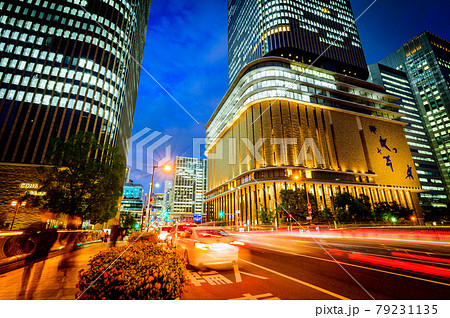 大阪の夜景、肥後橋から見た四つ橋筋と高層ビル、10月23日、日本 大阪の夜景、肥後橋から見た四つ橋筋と高層ビル、10月23日、日本 79231135