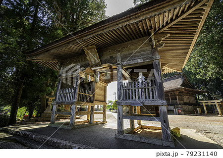 吉川八幡宮 随身門 岡山県吉備中央町 吉川八幡宮 随身門 岡山県吉備中央町 79231140