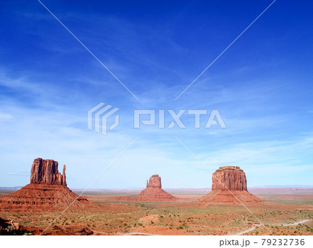 快晴のモニュメントバレー 快晴のモニュメントバレー 79232736