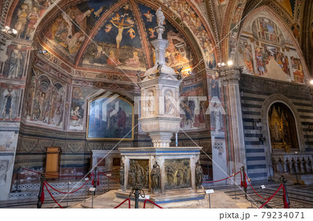 Panoramic view of interior of Battistero di San Giovanni Panoramic view of interior of Battistero di San Giovanni 79234071