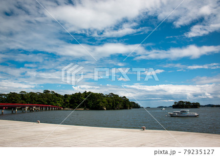 日本三景松島　福浦島と福浦橋 79235127