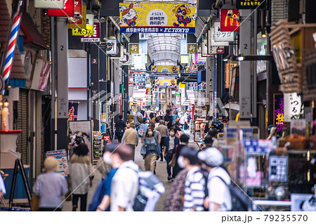 日本の東京都市景観 6月…、感染拡大の中でまん延防止…714人に。高齢者も=6月30日、浅草 日本の東京都市景観 6月…、感染拡大の中でまん延防止…714人に。高齢者も=6月30日、浅草 79235570
