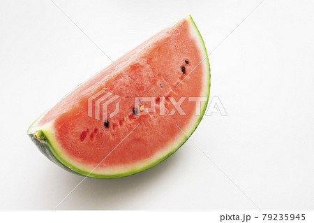 カットされたスイカ 79235945