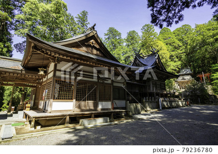 高岡神社　社殿　岡山県真庭市 79236780