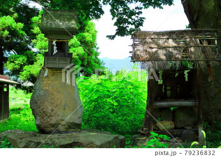 古来の祠と石碑　その2107 79236832