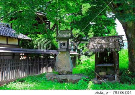 古来の祠と石碑　その2107 79236834