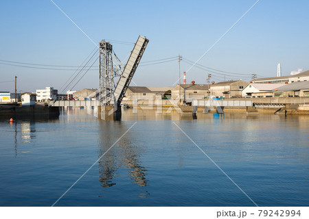 末広橋梁は日本で唯一の現役の鉄道が通るか架道橋です 79242994