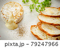 チーズとパンのディナーメニュー 79247966