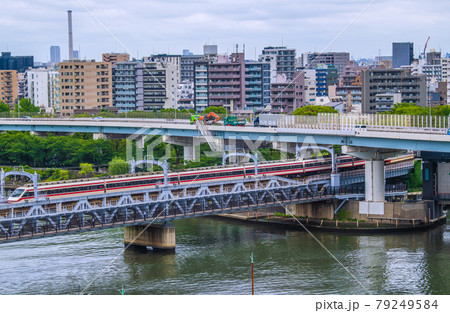 日本の東京都市景観 隅田川や街並みなどを望む 日本の東京都市景観 隅田川や街並みなどを望む 79249584