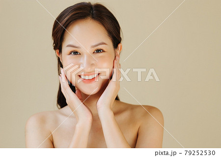 Women beauty Women beauty 79252530