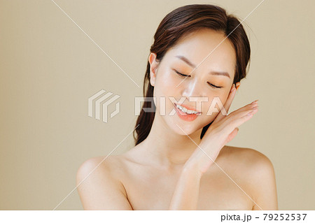 Women beauty Women beauty 79252537