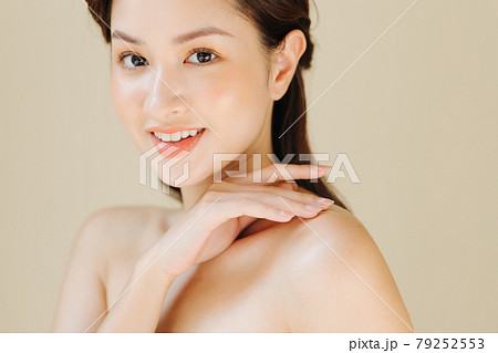 Women beauty Women beauty 79252553