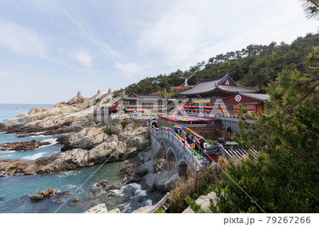 Haedong Yonggungsa Temple sits upon a cliff overlooking the East Sea in Busan, South Korea. 79267266
