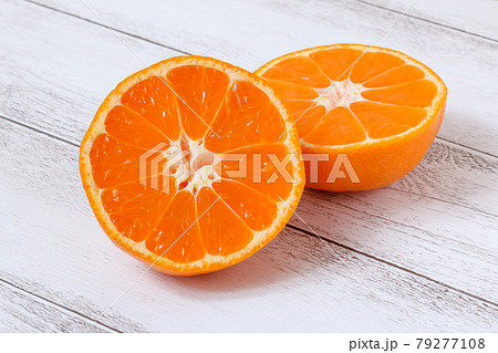 フルーツ、みかん、くだもの、果物、柑橘、柑橘類、オレンジ、新鮮、トロピカル、果汁、ビタミン、食べ物 79277108