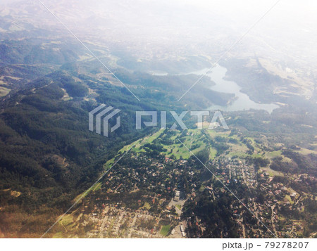 飛行機から見た風景 79278207