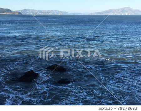海の水面 79278633