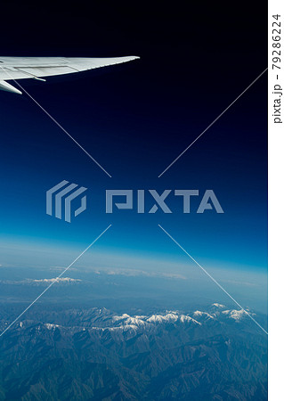 アルプス 山 高原 日本アルプス 山岳 雪 山頂 山脈 春 登山 クライミング 縦走 空撮 飛行機 アルプス 山 高原 日本アルプス 山岳 雪 山頂 山脈 春 登山 クライミング 縦走 空撮 飛行機 79286224