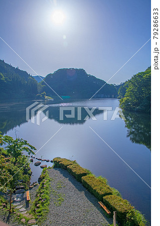 碓氷湖 坂本ダム 夢のせ橋から初夏の周辺景色 碓氷湖 坂本ダム 夢のせ橋から初夏の周辺景色 79286633