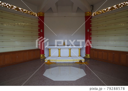 タイ　ハジャイの仏教寺院 79288578