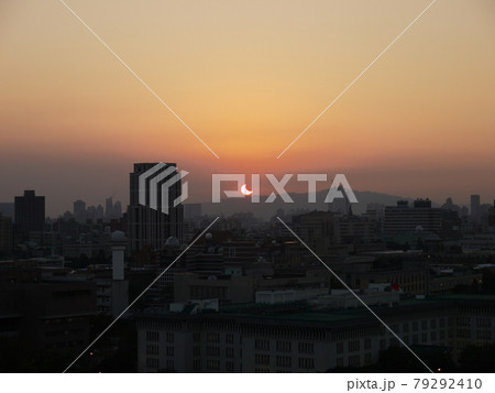 夕日 夕焼け 夕暮れ 79292410