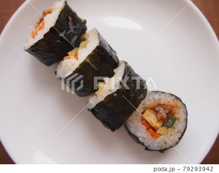 韓国料理　キンパ 79293942