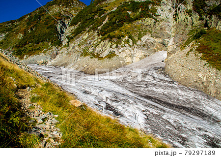 北アルプス 立山連峰縦走・剱沢雪渓 北アルプス 立山連峰縦走・剱沢雪渓 79297189