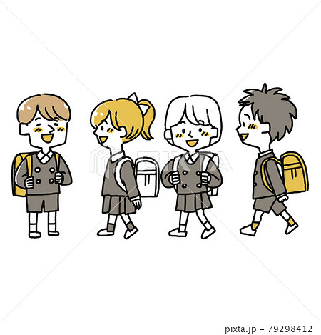 仲良く登校する小学生 仲良く登校する小学生 79298412