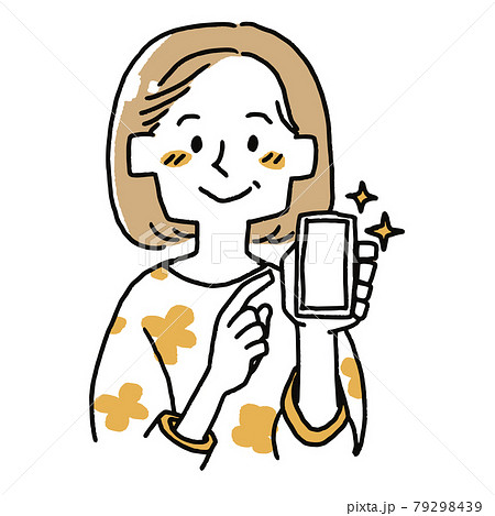 スマホを活用する中年女性 79298439