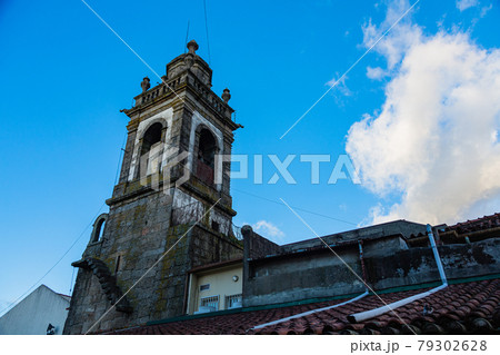 ポルトガル ブラガのラパ教会の鐘楼の写真素材