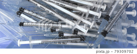 注射器イメージ 79309702