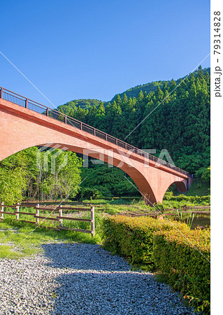 碓氷湖 坂本ダム 夢のせ橋 初夏の周辺景色 碓氷湖 坂本ダム 夢のせ橋 初夏の周辺景色 79314828