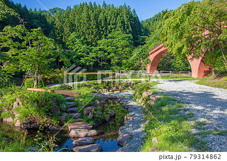 碓氷湖　坂本ダム　夢のせ橋　初夏の周辺景色　　　　　　 79314862