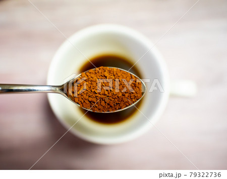 コーヒー　イメージ　インスタントコーヒー　おうち時間 79322736