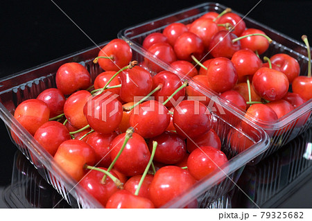 山形県 さくらんぼ 紅秀峰 2パック 山形県 さくらんぼ 紅秀峰 2パック 79325682