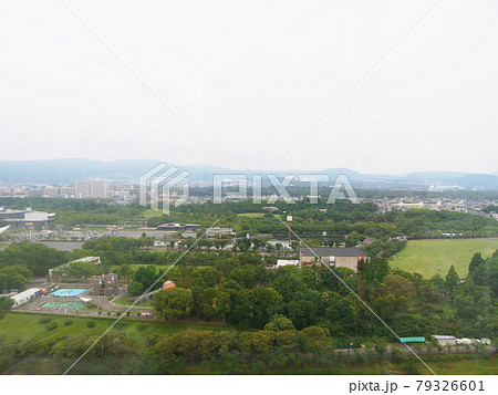 大阪 吹田 観覧車から見た万博記念公園全景、東側(北方向、梅雨) 大阪 吹田 観覧車から見た万博記念公園全景、東側(北方向、梅雨) 79326601