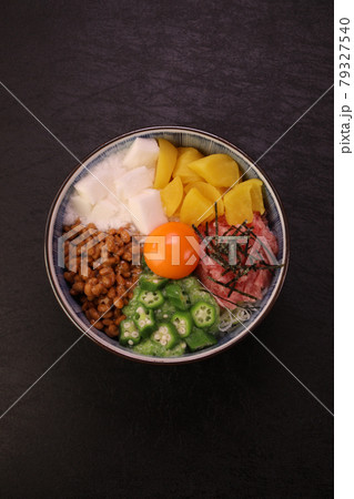 バクダン丼 79327540