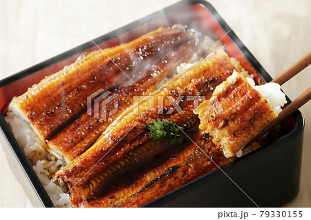 美味しそうな鰻重 美味しそうな鰻重 79330155