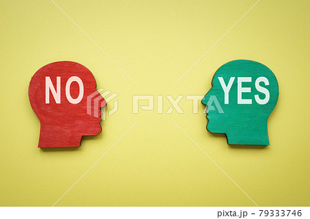 Heads with yes and no inscriptions. Negotiation, dispute and differing opinions. Heads with yes and no inscriptions. Negotiation, dispute and differing opinions. 79333746