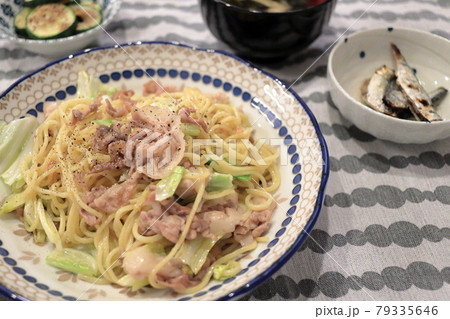 塩焼きそば 79335646