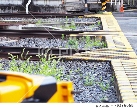 踏切遮断機 踏切遮断機 79336069